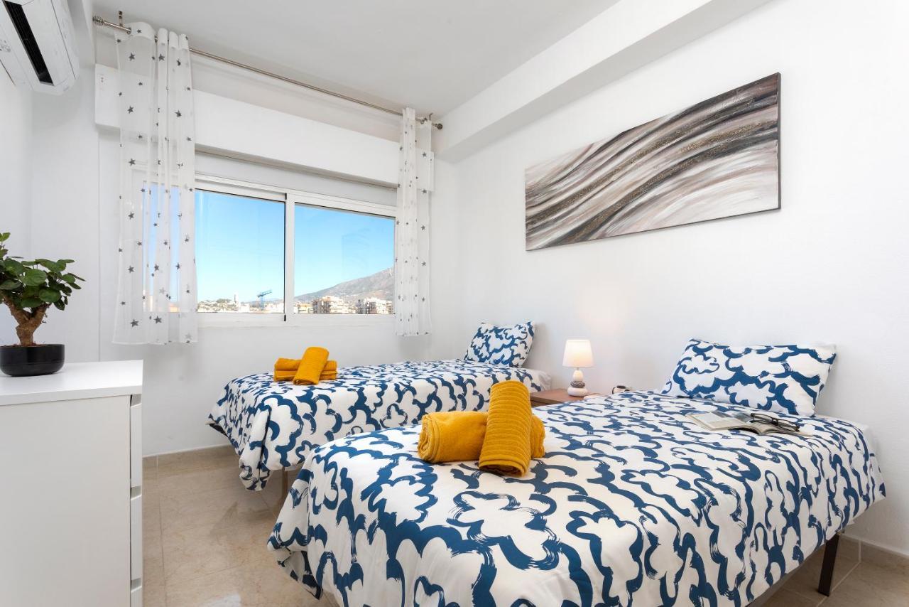 Fantastico Apartamento A Pie De Playa By Renthas Apartment Fuengirola Bagian luar foto