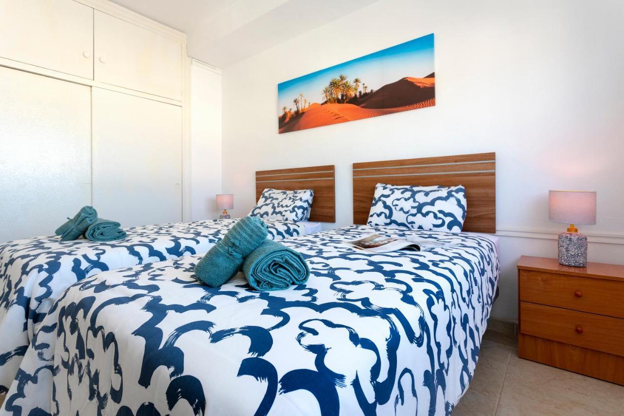 Fantastico Apartamento A Pie De Playa By Renthas Apartment Fuengirola Bagian luar foto